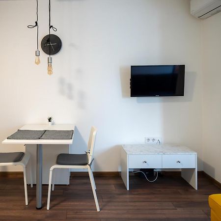 Bright Studio In The City Center Sofia Luaran gambar