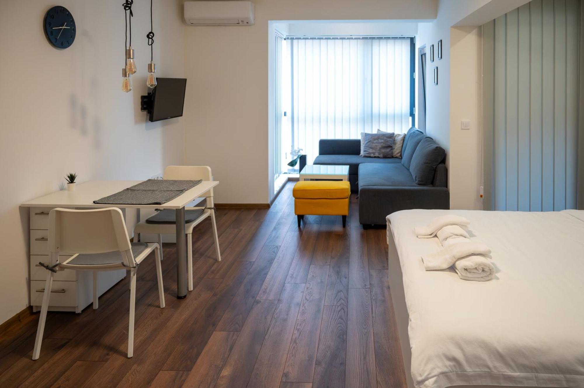 Bright Studio In The City Center Sofia Luaran gambar